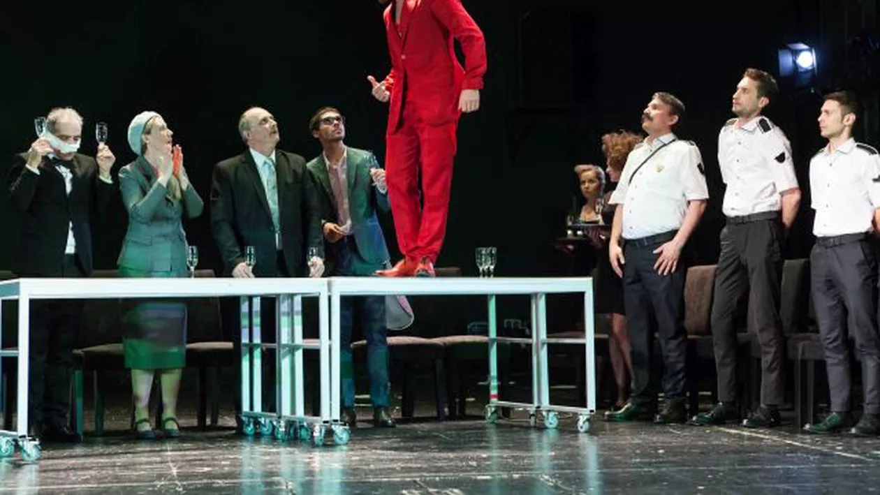 "Revizorul", "Sfârşitul jocului", "Un spectacol ratat" - Piese de excepție la Teatrul Tineretului din Piatra Neamț (FOTO)