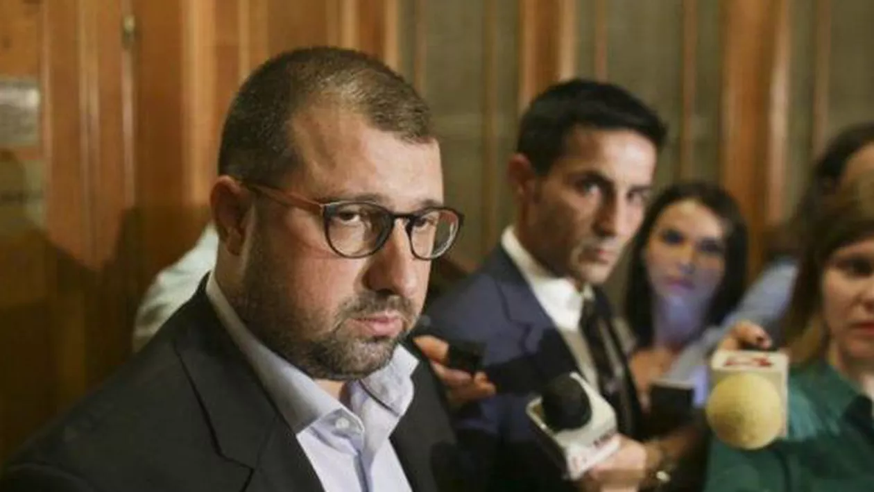 Fostul ofițer SRI Daniel Dragomir, noi dezvăluiri: Ce legături ar exista între generalul Dumbravă și judecători sau procurorul care îl anchetează pe Dragnea (VIDEO)