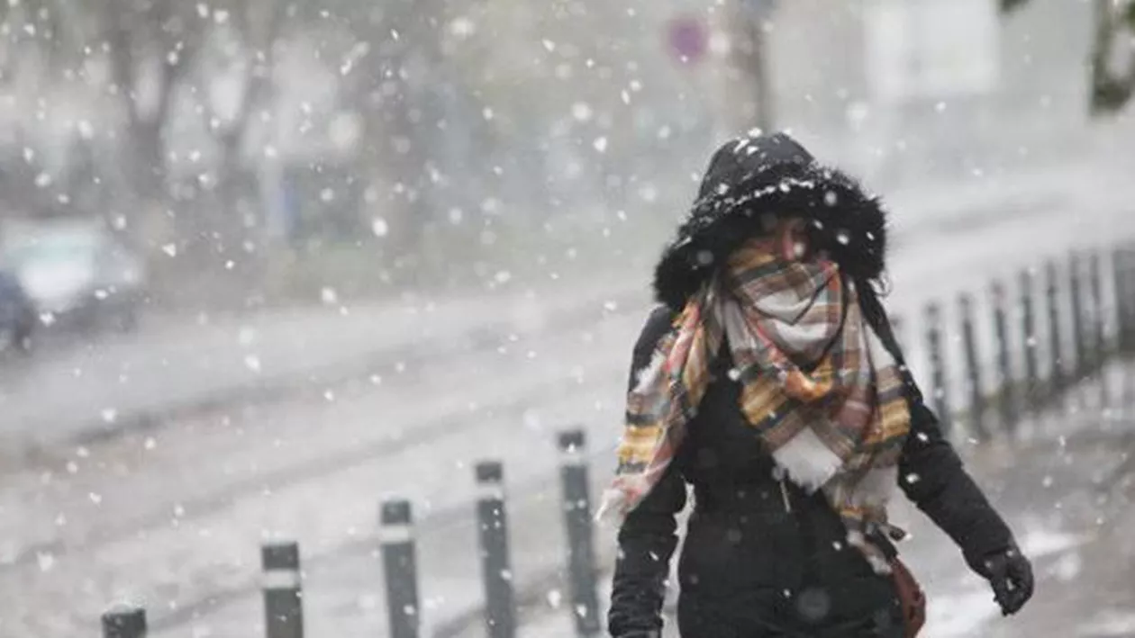 Vin NINSORILE! Precipitaţiile se EXTIND în toată ţara