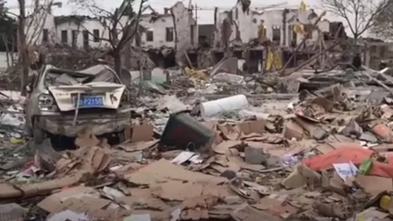 Explozie de proporții în China: Cel puțin doi morți și zeci de răniți (VIDEO)