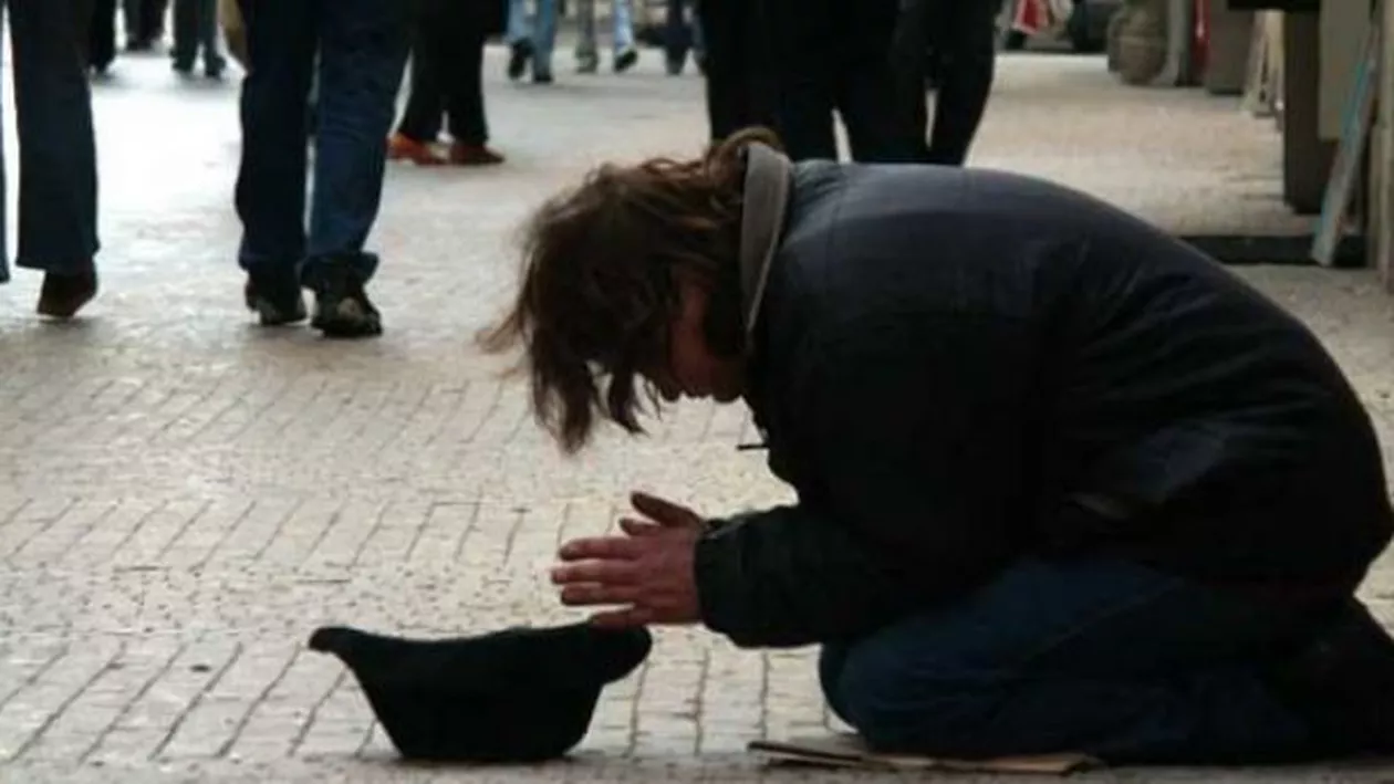 ”Onorată instanță, mi-era foame”. Cerșetor român din Germania prins la furat caviar