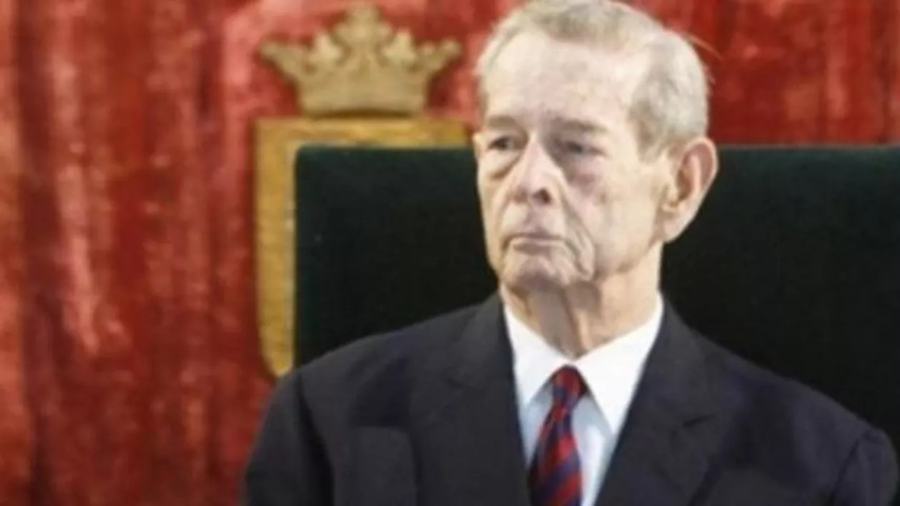 Scene scandaloase: Regele Mihai, ÎNJURAT și făcut ”TRĂDĂTOR” pe Arena Națională (VIDEO)