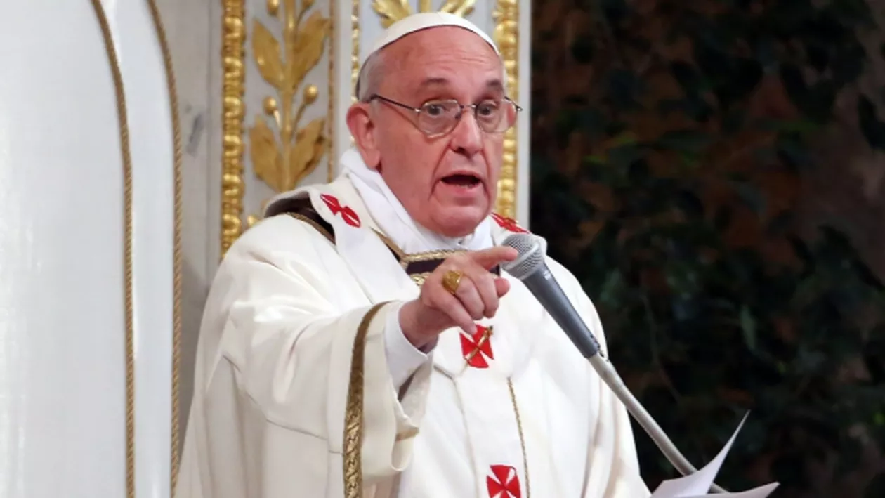 Papa îi critică aspru pe edilii orașului Roma