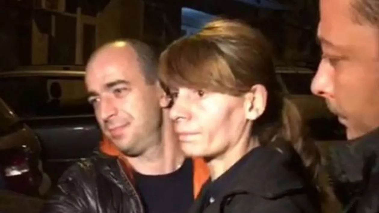 Reacția halucinantă a criminalei de la metrou când a fost prinsă: "A trebuit să îi imobilizăm mâinile ca să nu rănească vreun coleg"