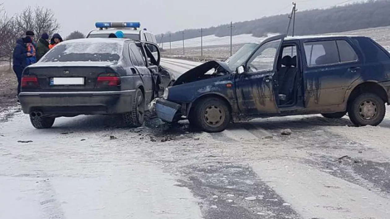 Cum putem EVITA accidentele pe POLEI și ce mașini sunt predispuse la nenorociri? Sfaturi care îți vor fi, cu siguranță, UTILE