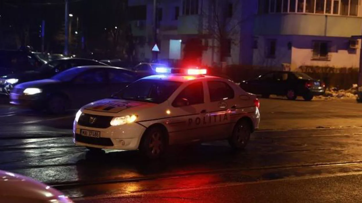 Accident cu trei maşini pe Splaiul Independenţei dn Bucureşti