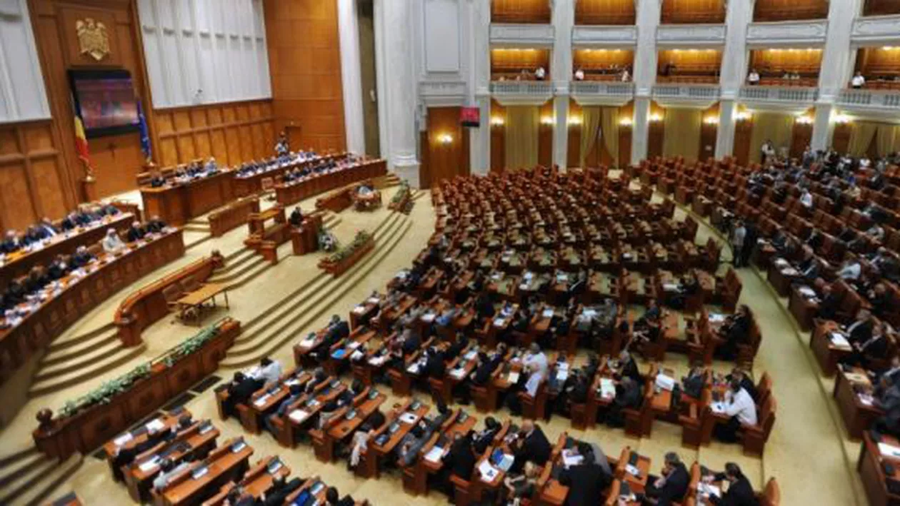 Parlamentul a aprobat bugetele Administraţiei Prezidenţiale, Camerei Deputaţilor, Senatului şi SGG