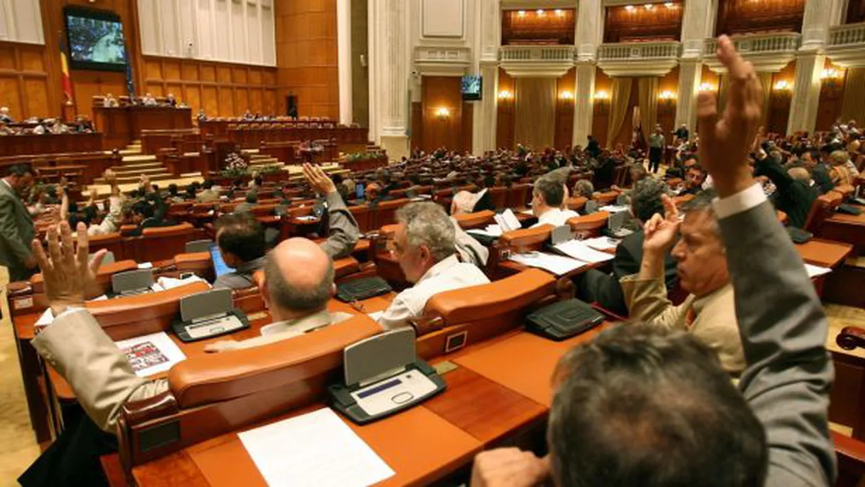 GATA! S-A TERMINAT! Parlamentul A MODIFICAT Legea Referendumului! Președintele, ELIMINAT