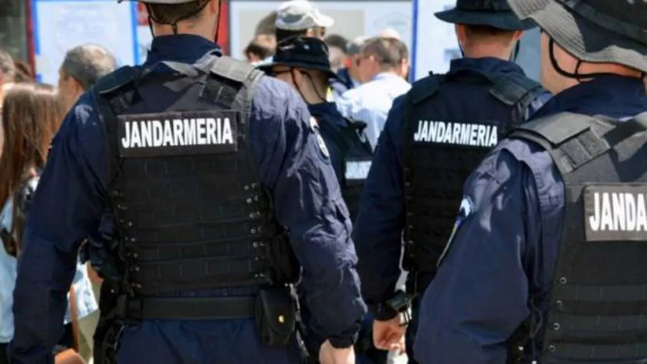 "Indiferent că eşti dinamovist, stelist sau ţii cu Viitorul, te poţi face jandarm!". Campanie inedită de recrutare făcută de Jandarmeria Română (FOTO)