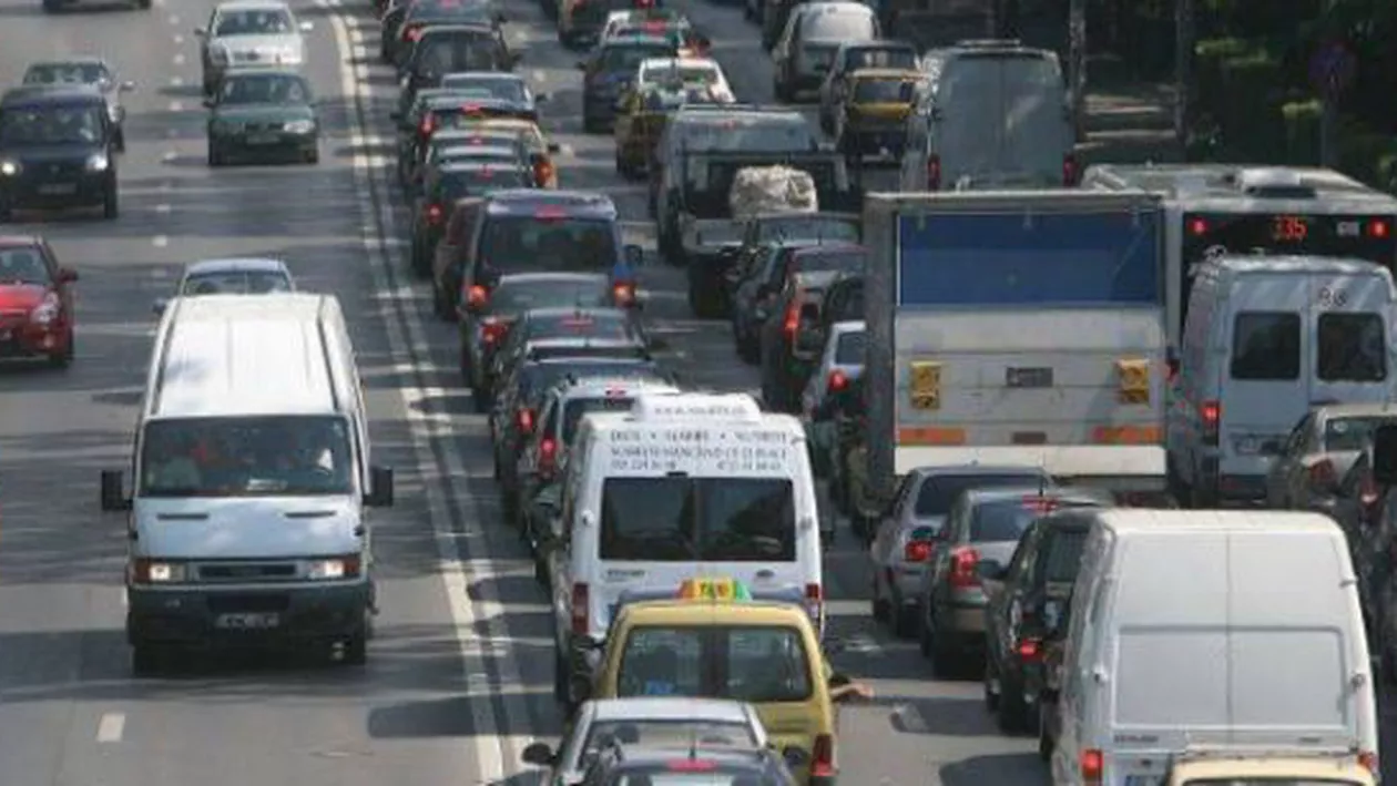 Patriotism la volan! RECORD la înmatriculări auto! Cea mai vândută mașină, DACIA (VIDEO)