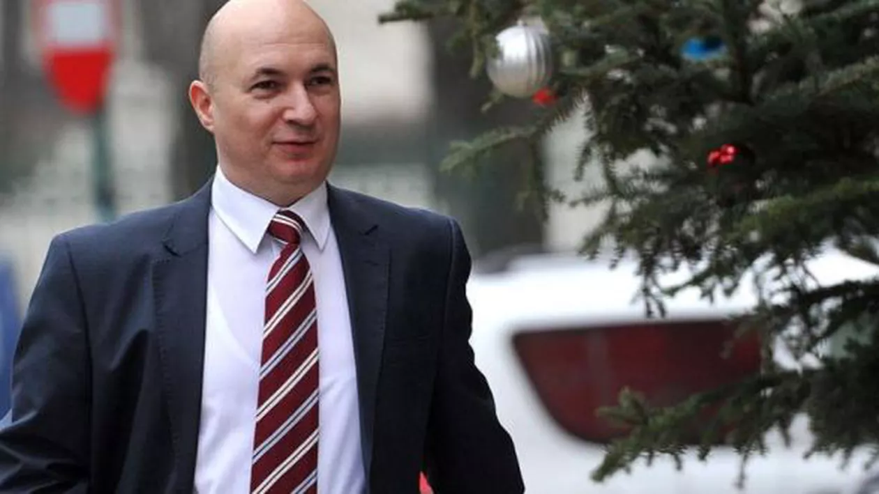 Codrin Ştefănescu, reacție în SCANDALUL momentului. Ce spune despre DEMISIA lui Carmen Dan