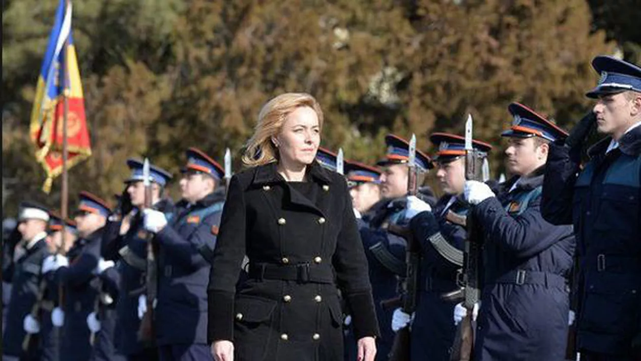 De cine este înconjurat ministrul Carmen Dan: Unul din consilieri ar avea trei dosare penale (FOTO, VIDEO)