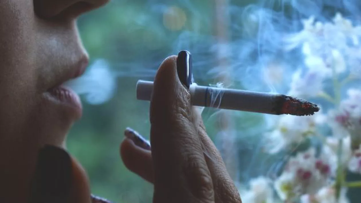 Avertisment DEVASTATOR pentru fumători: În fumul de ţigară există SUBSTANŢE RADIOACTIVE