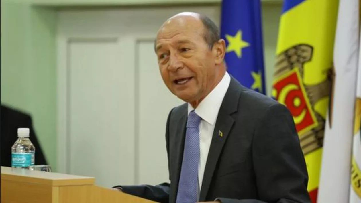 Traian Băsescu şterge pe jos cu PSD: "Noi ne jucăm de-a doamna Carmen Dan" (VIDEO)