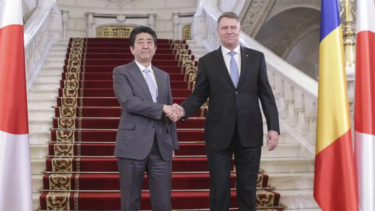 Moment istoric la Palatul Cotroceni: Klaus Iohannis, întrevedere cu premierul japonez Shinzo Abe (FOTO, VIDEO)