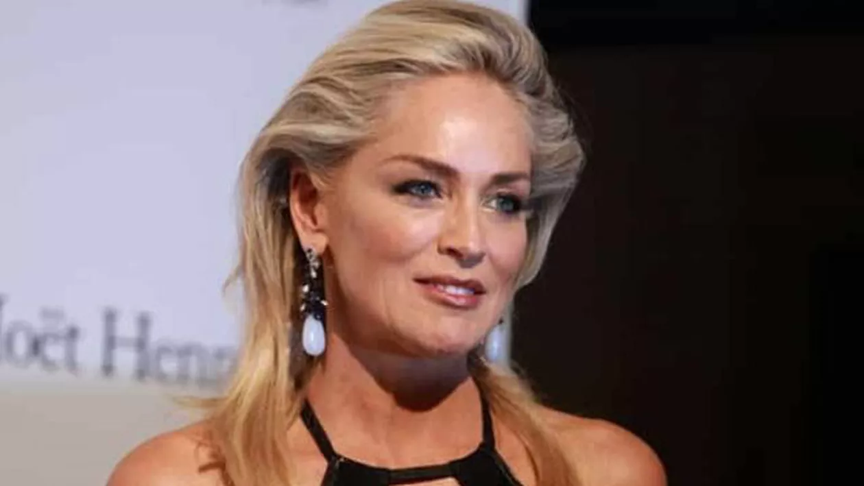 Sharon Stone a fost întrebată dacă a fost HĂRȚUITĂ sexual. Cum a REACȚIONAT actrița