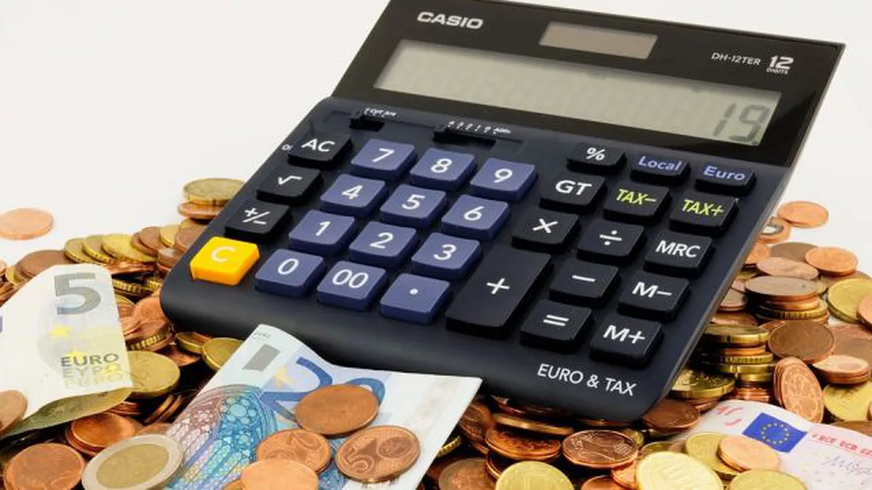 Previziunile SUMBRE ale BCR: Cu cât VOR CREȘTE RATELE românilor la BĂNCI în 2018