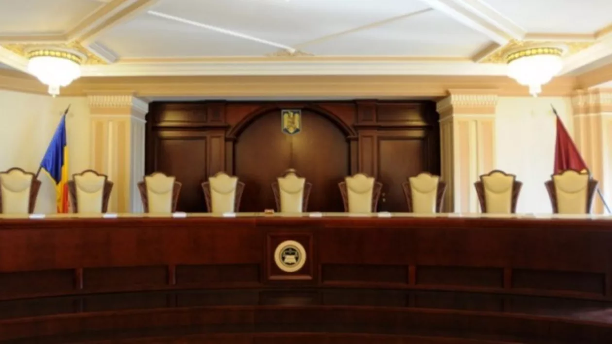 Legile justiției, la CCR: Judecătorii constituționali răspund marți sesizărilor PNL și ÎCCJ