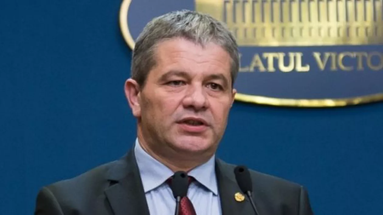 Florian Bodog, prins încălcând legea: Ce act a semnat ministrul de la Sănătate