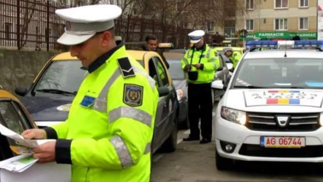 Caz INCREDIBIL în Argeș: După ce a oprit în trafic o tânără care conducea cu viteză, un polițist s-a amendat singur