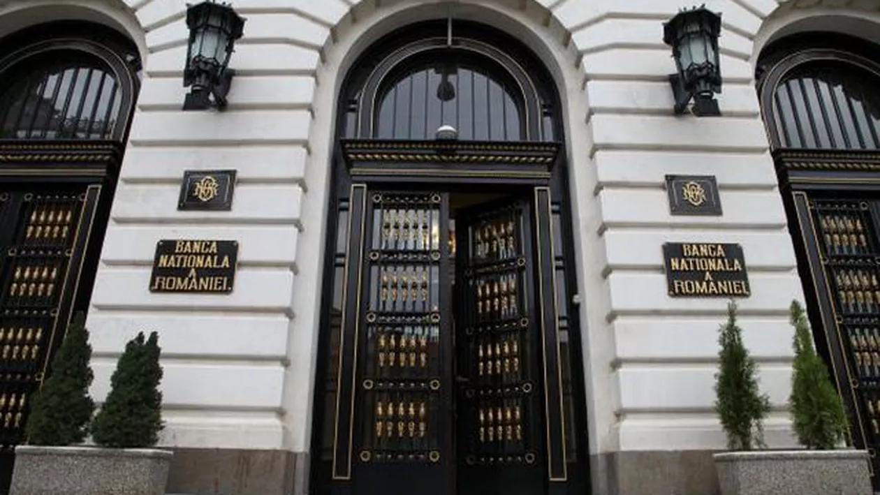 BNR lovește CRÂNCEN în BĂNCI. Vor fi amendate DRASTIC dacă...