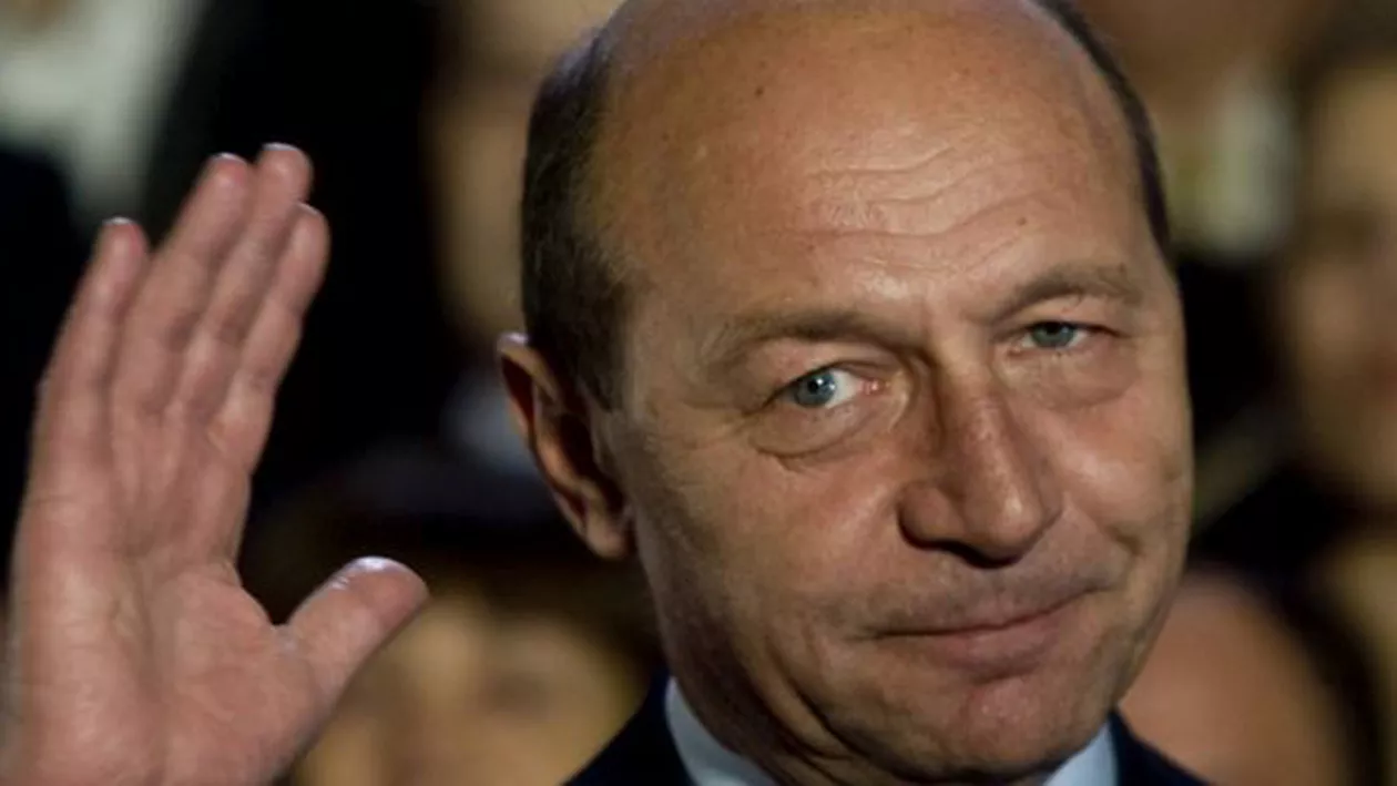 BĂSESCU agită apele: "Și-a TERMINAT cariera în România, a pus PE BRÂNCI tot politicul"