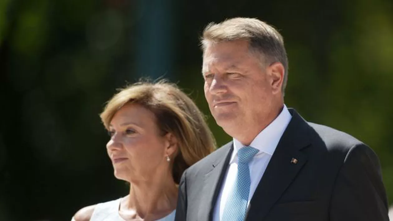Președintele României se află în VACANȚĂ! În ce stațiune EXOTICĂ se află Klaus Iohannis și soția sa