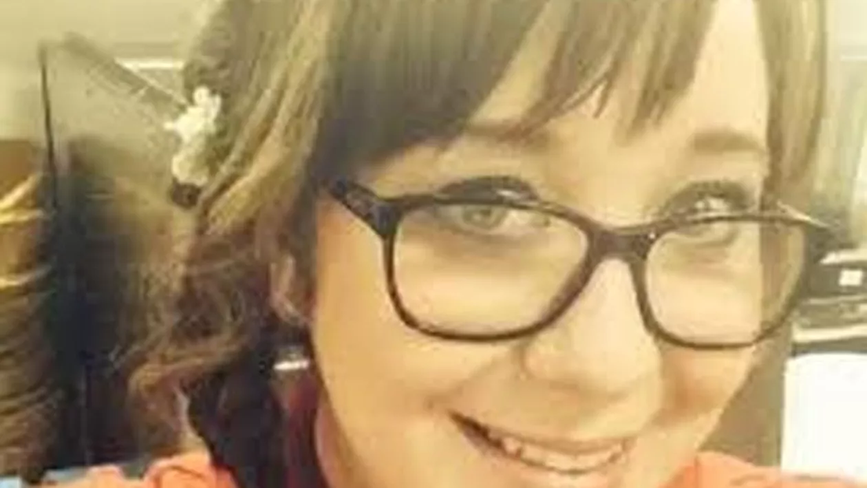 ŞOCANT! A PICAT un EXAMEN pentru că PROFESOARA ei NU CREDE că Australia e o ŢARĂ