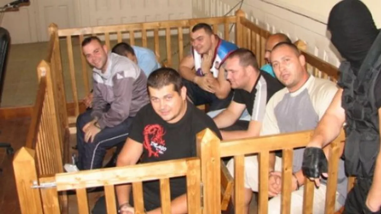 MAFIA FIERULUI, CONDAMNATĂ după 12 ani de anchetă! ZECI DE PERSOANE și-au primit sentințele