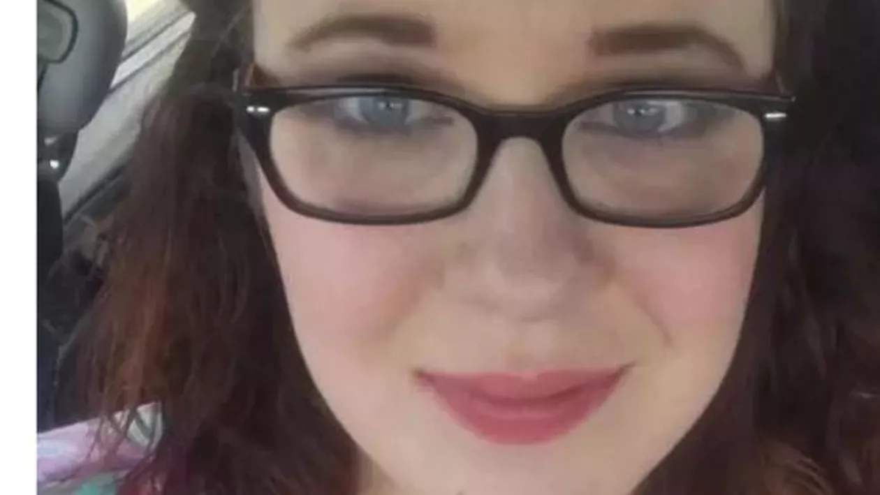 DE RÂSUL LUMII! Motivul INCREDIBIL pentru care o studentă a picat un examen. Profesoara ei NU ȘTIA...