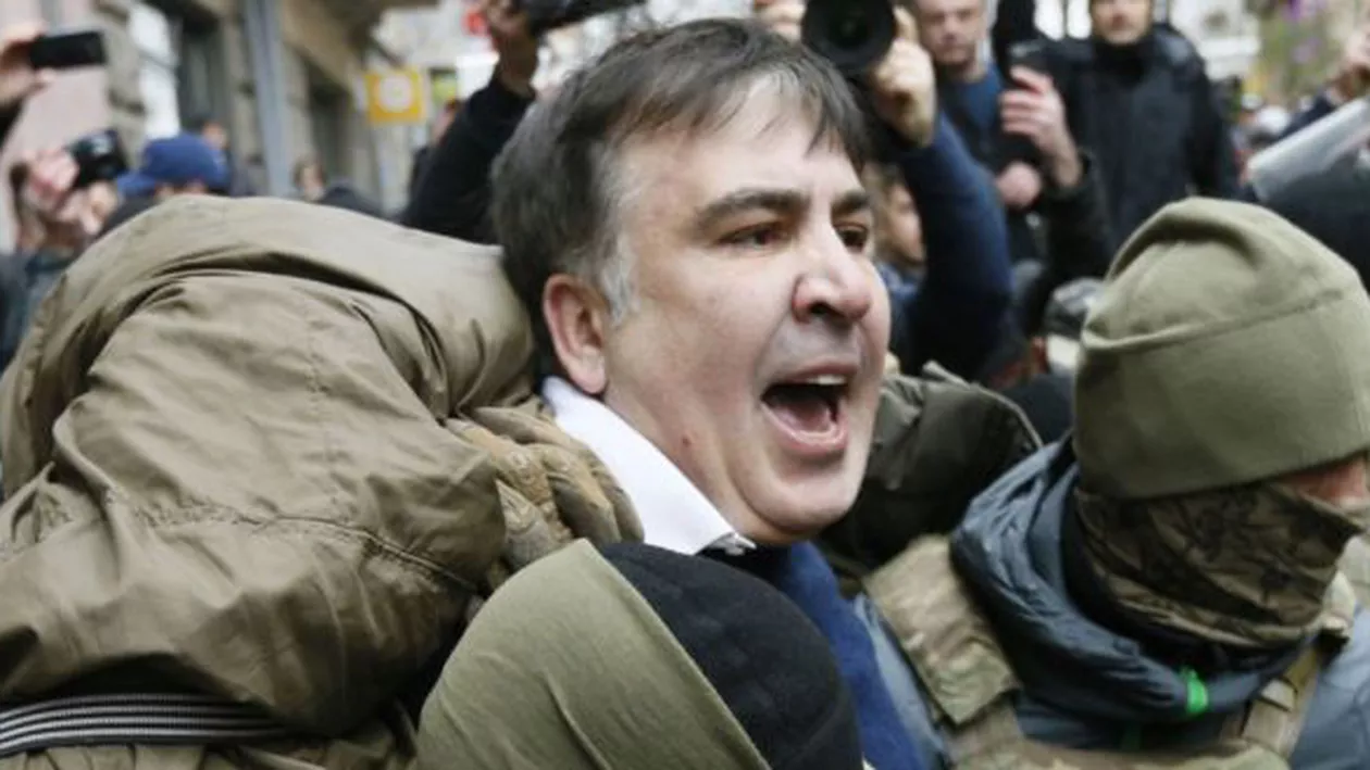 Nou scandal în Ucraina: Mihail Saakaşvili ar fi fost "răpit" în Kiev de către indivizi necunoscuți. Acesta ar putea fi scos din țară (VIDEO)