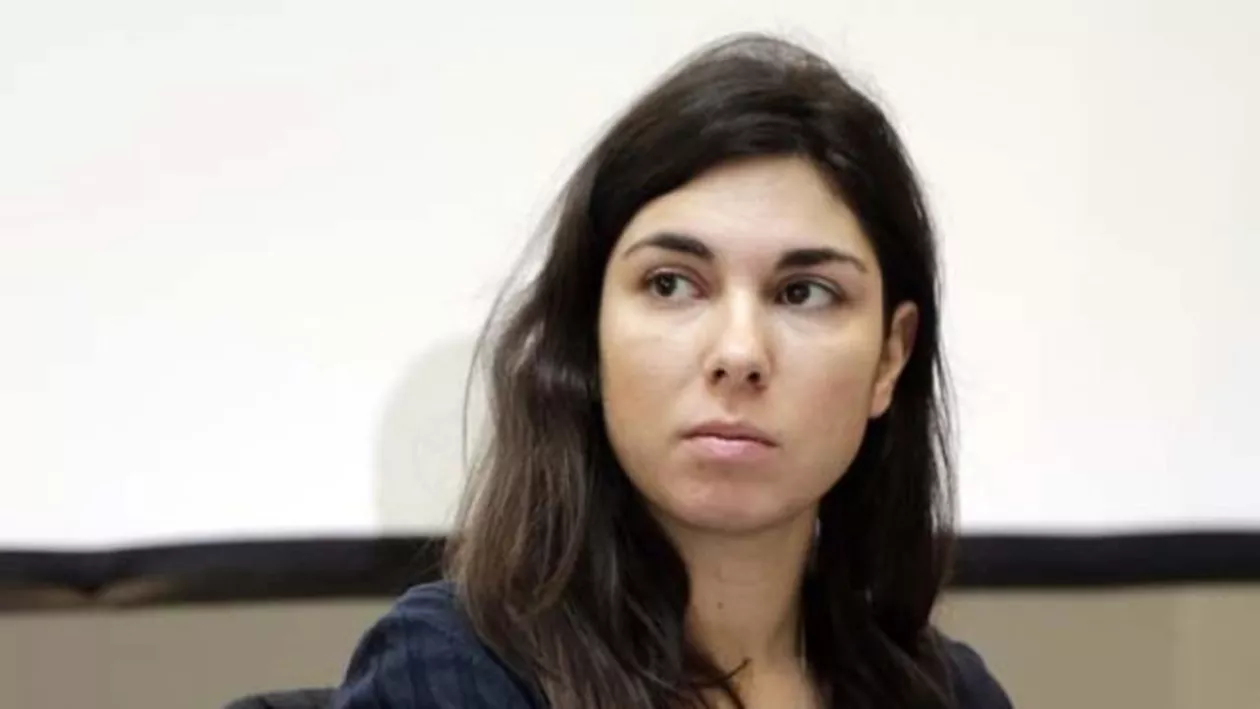 O deputată din Italia își acuză iubitul român că a sedus-o și i-a furat 23.000 de euro