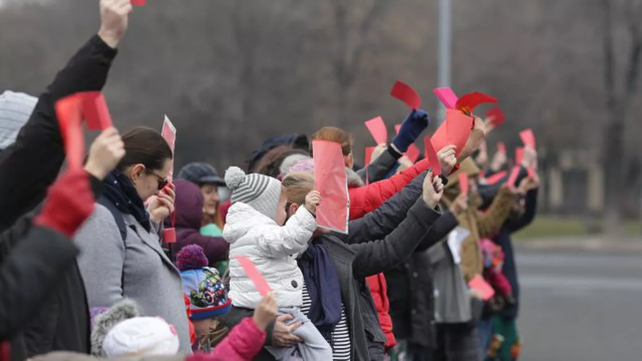 Viorica Dăncilă, anunţ de ULTIMĂ ORĂ privind indemnizaţiile pentru mame şi concediile medicale