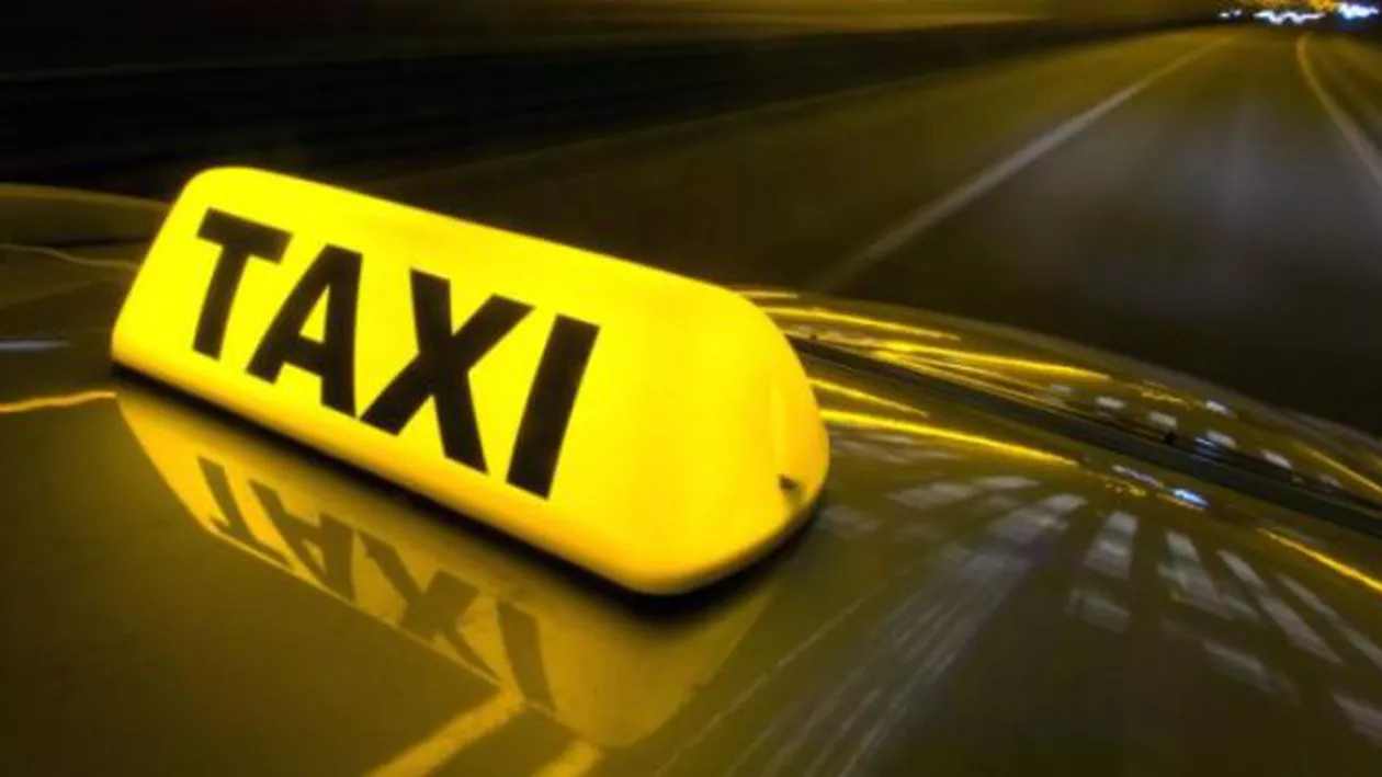 Taximetriști care JEFUIESC la drumul mare: Clienți SUPRATAXAȚI și ÎNJURAȚI ca la ușa cortului (VIDEO)
