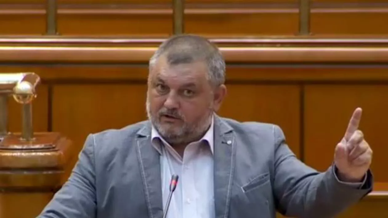 Curiozităţile deputatului Corneliu Bichineţ: A paradit-o sau nu Portocală pe Andreea Cosma? (VIDEO)