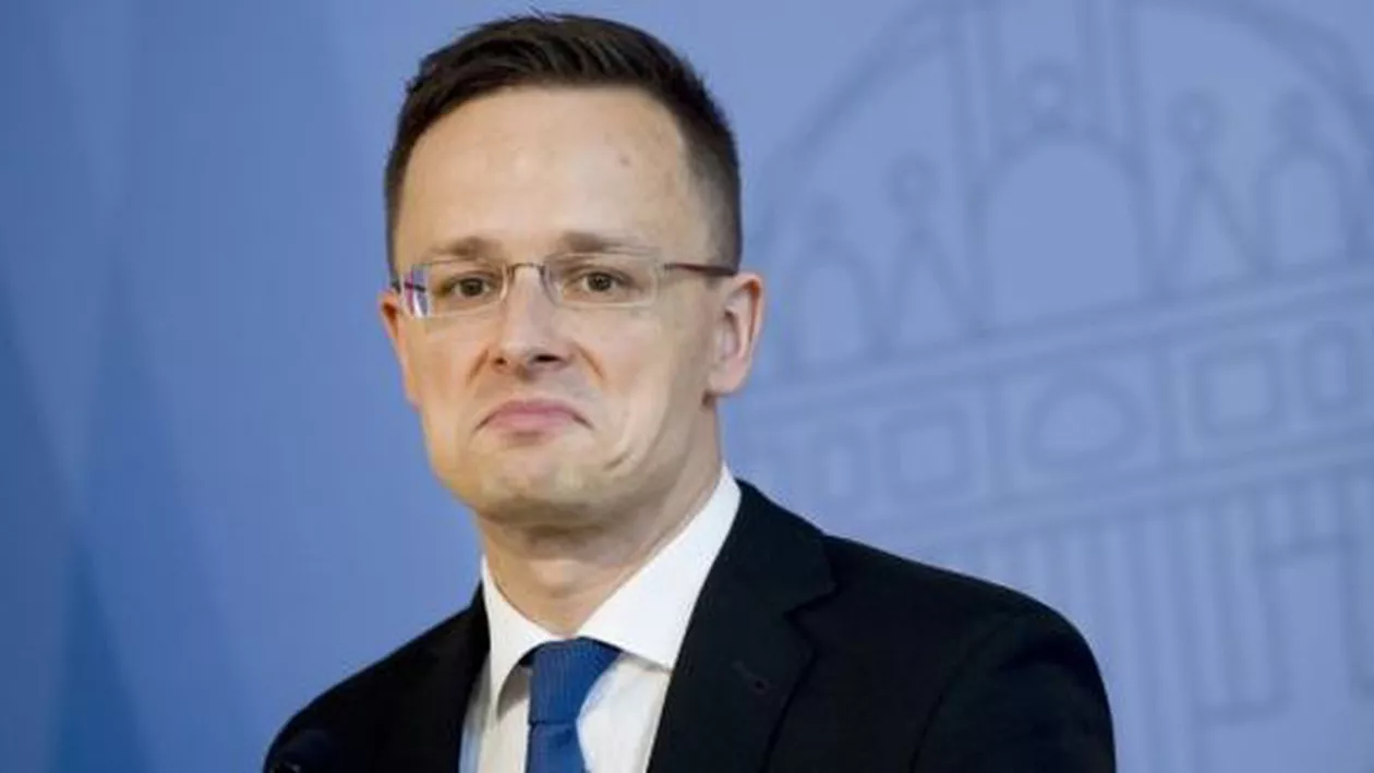 Ministrul ungar de Externe, despre omologul luxemburghez: Un idiot!