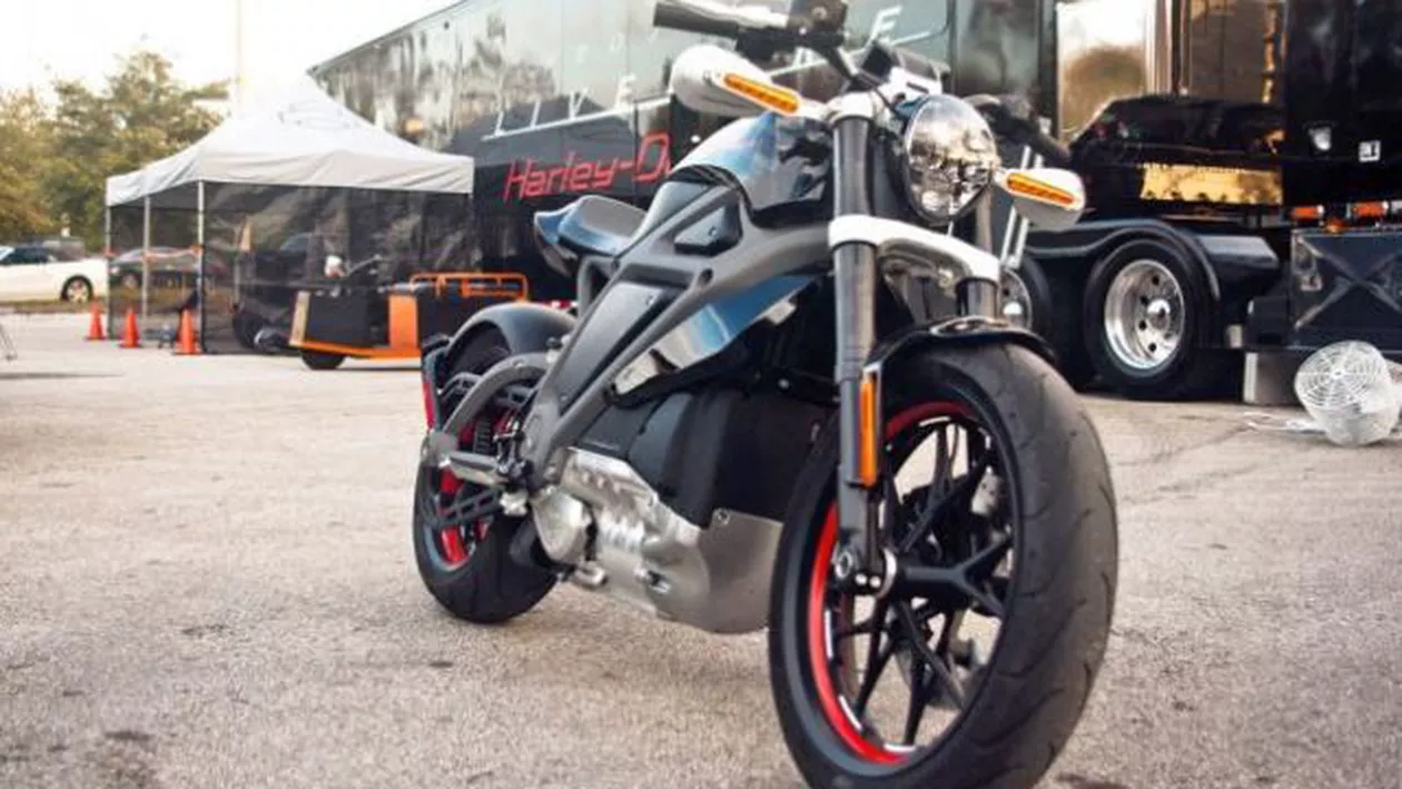 Harley-Davidson va lansa o motocicletă ELECTRICĂ în 2019