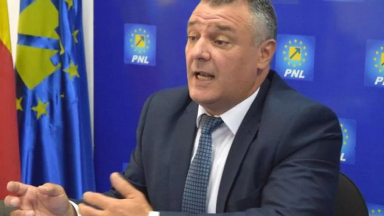 Primăria Deva dă afară peste 100 de angajați. Edil: Costurile salariile erau foarte mari!