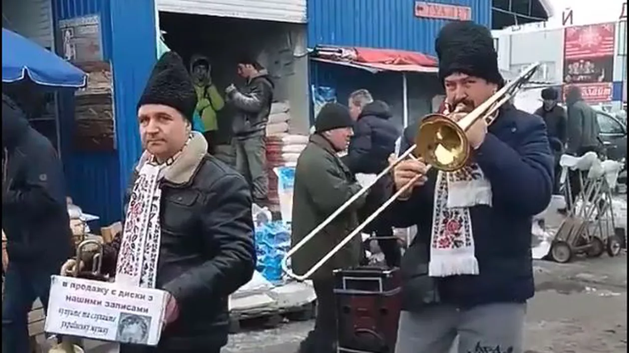Despacito cântat în piaţa din Cernăuţi (VIDEO INEDIT)