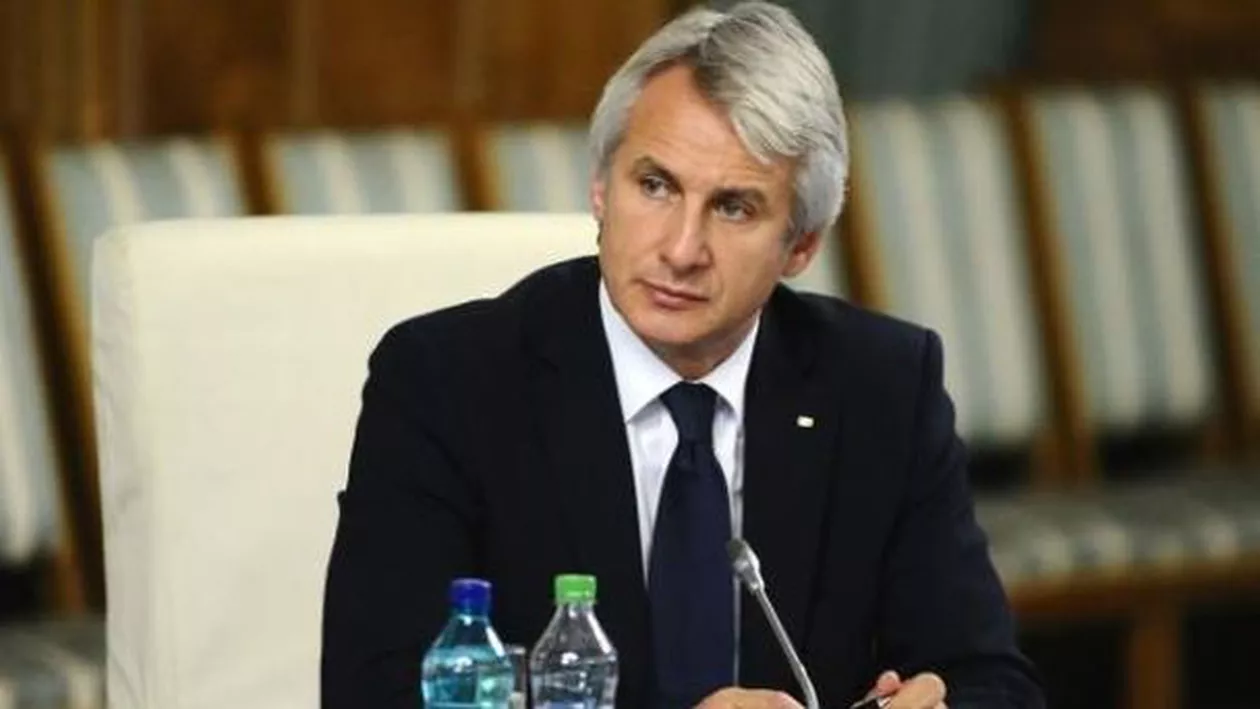 Teodorovici: Formularele online se depun la etajul 2. NU ERA O GLUMĂ! Nu mi-a venit să cred