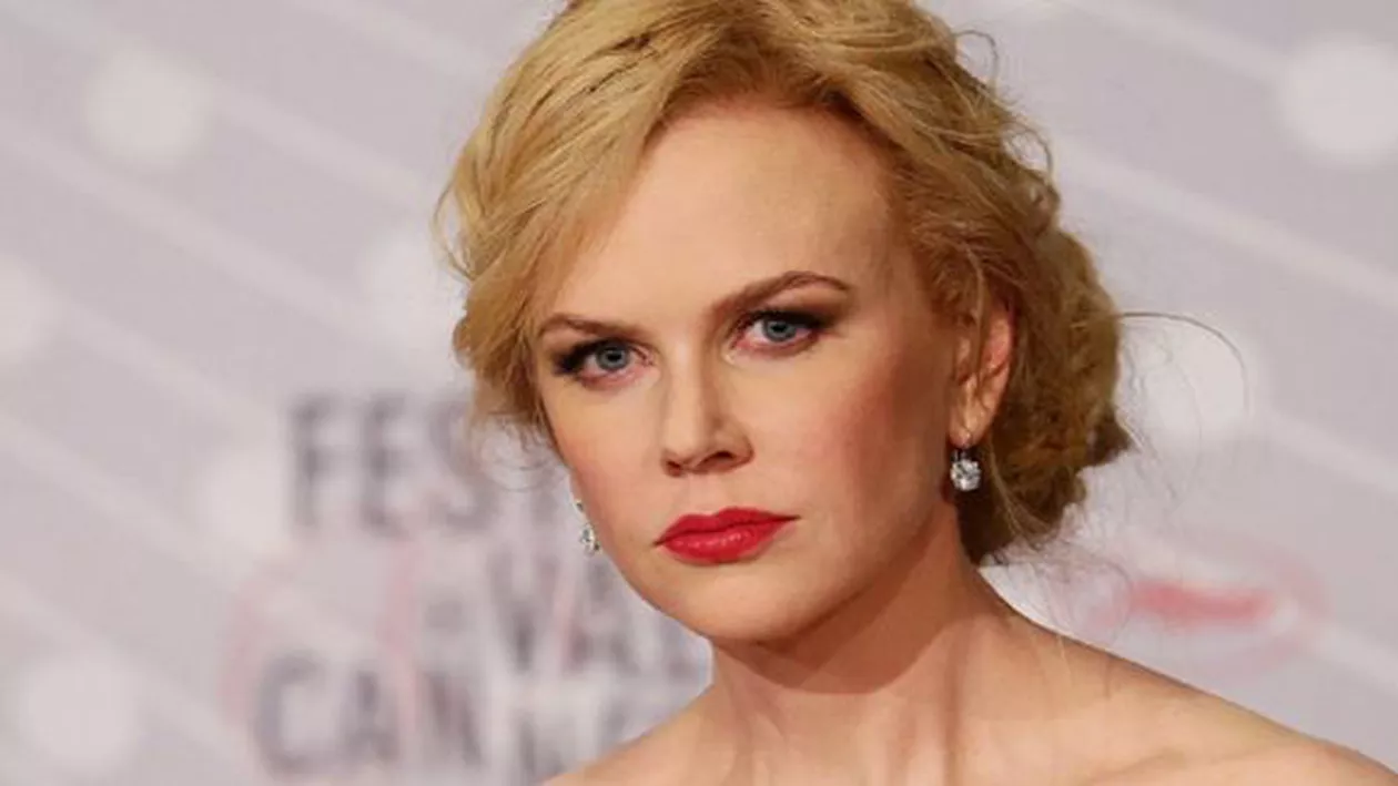 Reacția INCREDIBILĂ a unor turiști ce au întâlnit-o pe Nicole Kidman în drumul său spre gala premiilor Oscar (VIDEO)