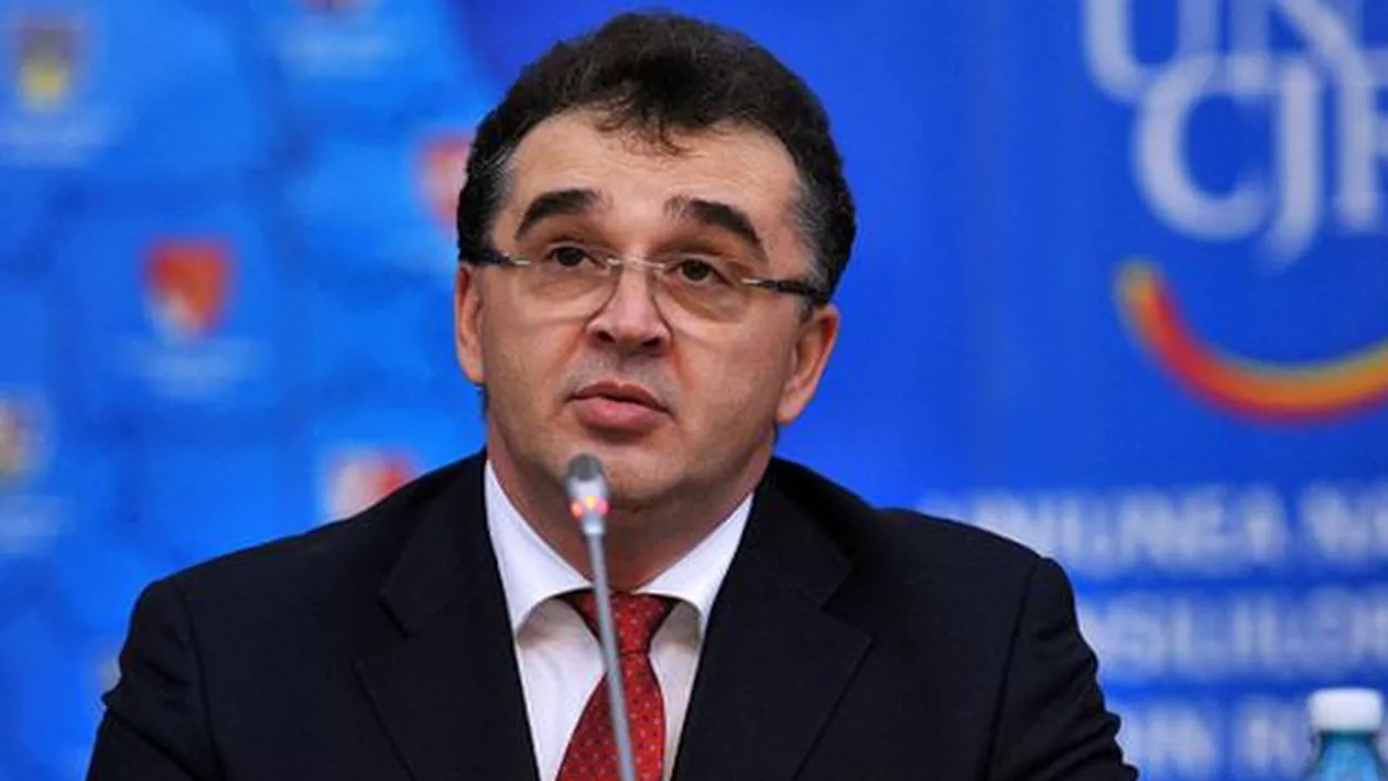 Dictatorul Oprișan: Vă EVACUEZ din sală. Eu am dreptul să vă întrerup, dvs NU (VIDEO)