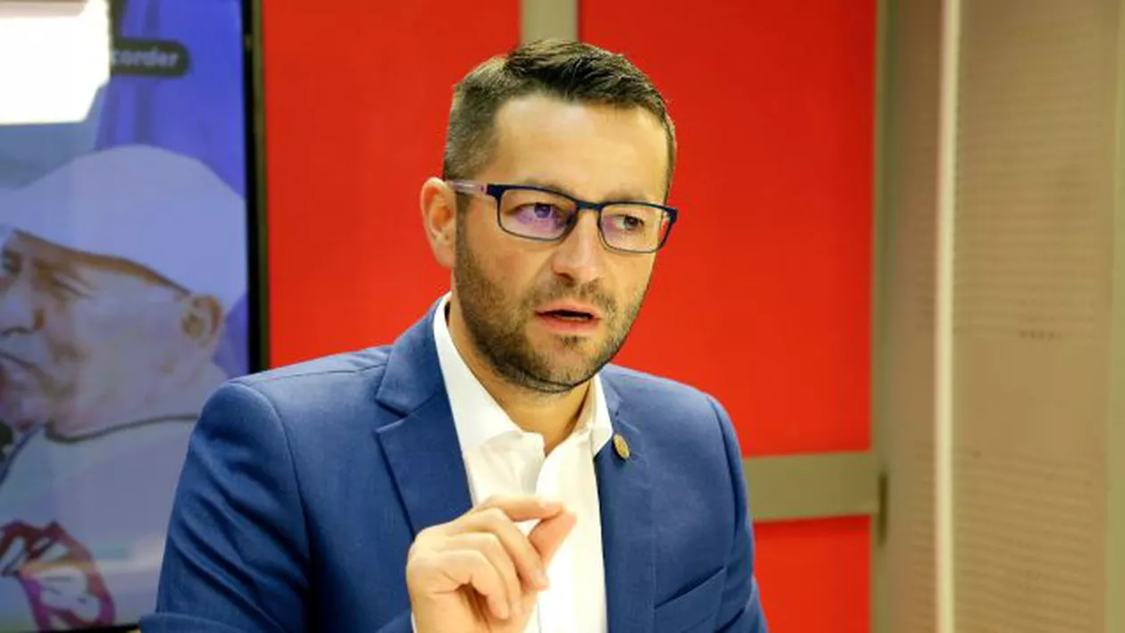 Deputatul Adrian Todoran: Duduie Turcan, mai încet cu pianul pe scãri!