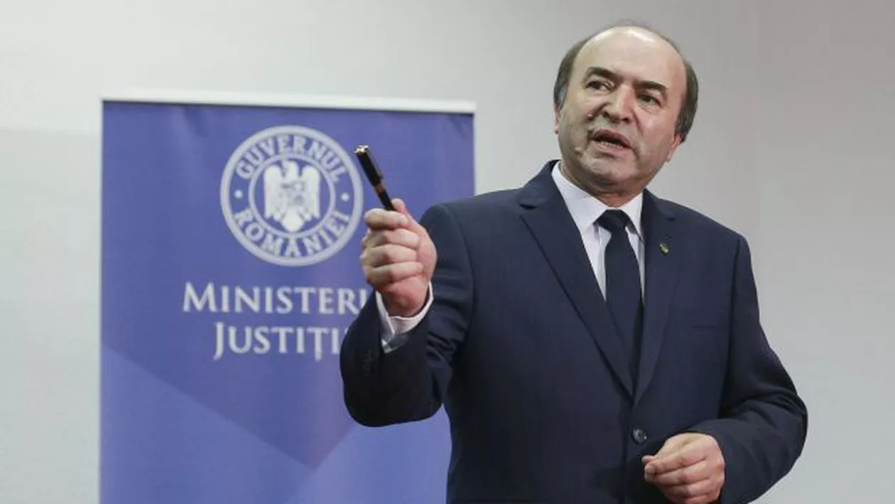 Tudorel Toader faţă în faţă cu reprezentanţii Comisiei Europene. MCV şi modificarea codurilor penale, în centrul discuţiilor