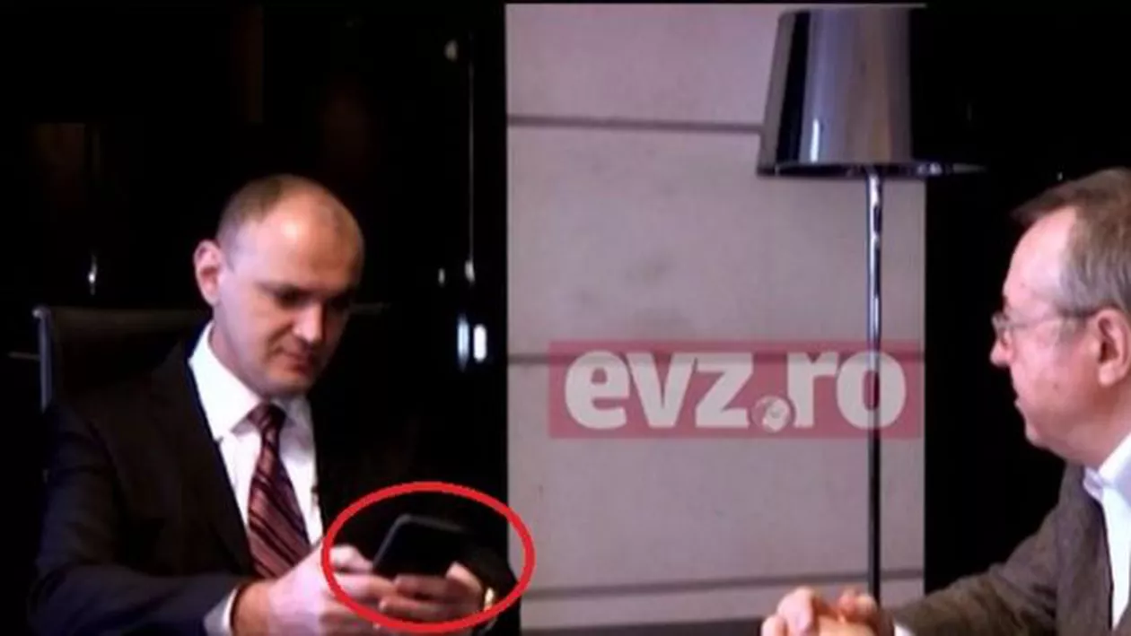 AVEM FOTOGRAFIA pe care SEBASTIAN GHIȚĂ i-a arătat-o lui Ion Cristoiu! VEZI în ce ipostază apare KOVESI în IMAGINE! (FOTO,VIDEO)