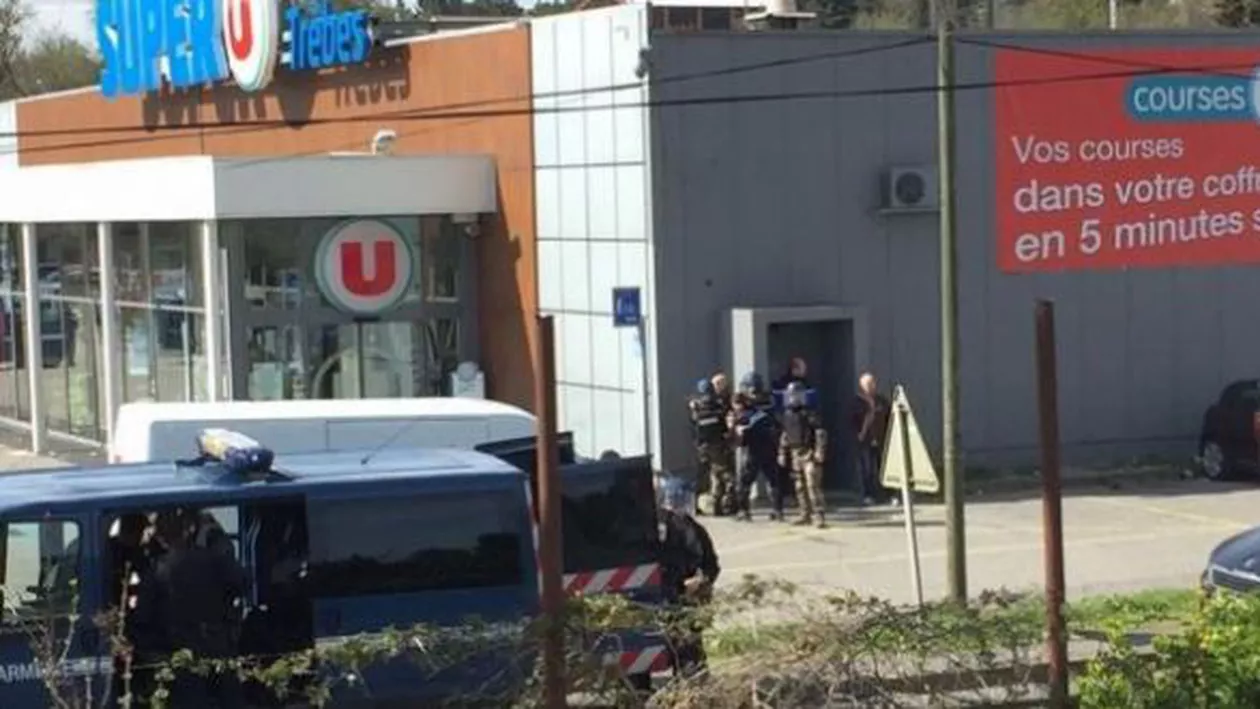 Luare de ostatici în Franța: Ce se cunoaște despre jandarmul care s-a oferit să fie prizonier pentru ca o femeie să fie eliberată