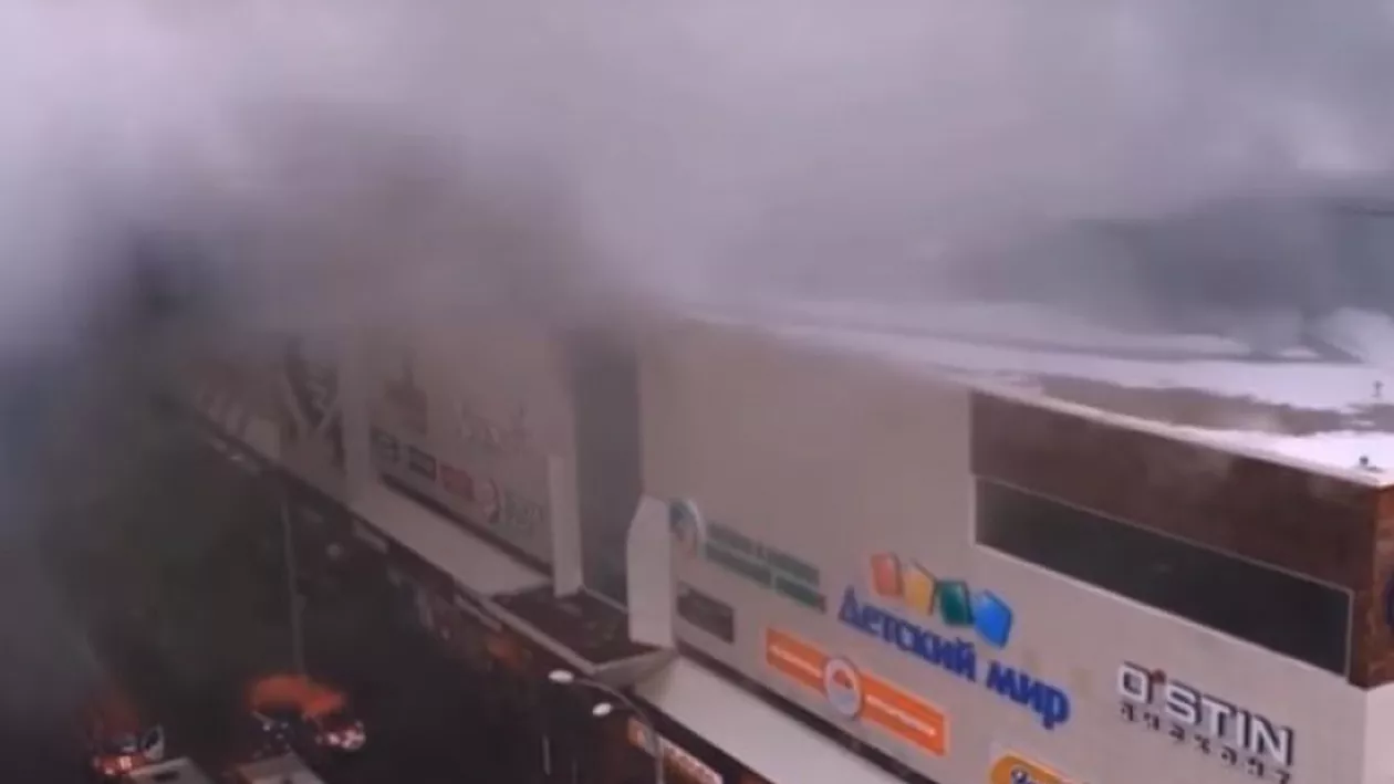 Rusia: Primele IMAGINI de la tragedia din mall, care a dus la MOARTEA A ZECI DE PERSOANE (VIDEO)