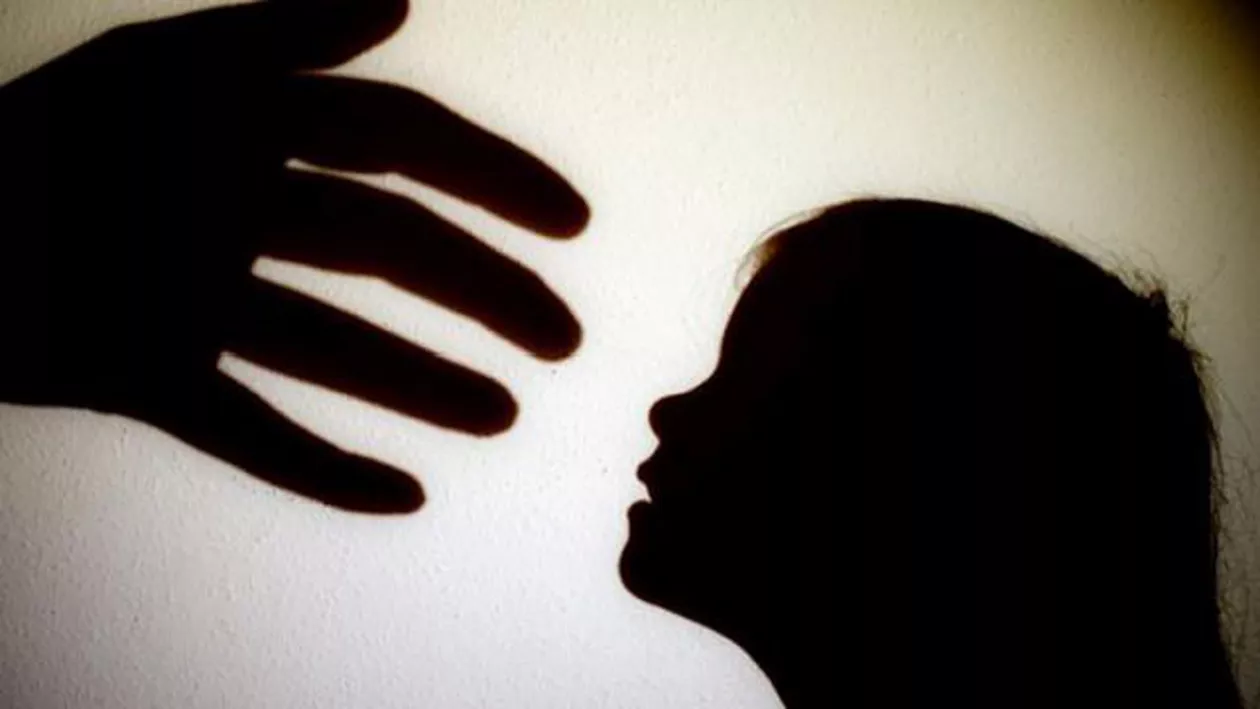 Bucureşti: Profesor de la o școală privată, arestat pentru agresiune sexuală asupra unei eleve