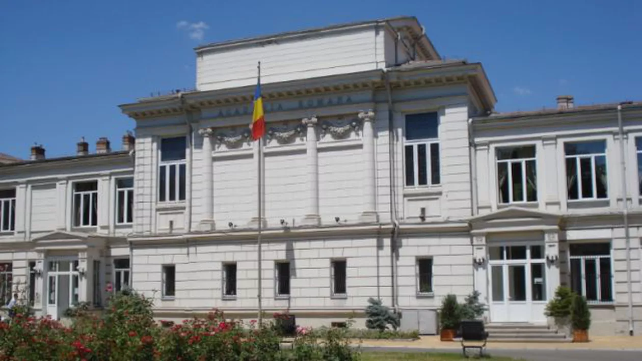 Alegeri Academia Română: Trei candidaţi pentru funcţia de preşedinte rămasă vacantă după decesului lui Ionel Valentin Vlad