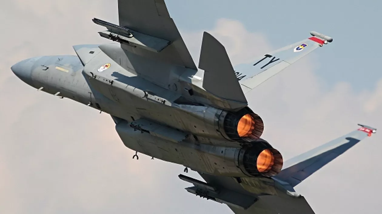 COREEA DE SUD: Un AVION militar s-a PRĂBUȘIT!  50 de salvatori, trimiși la fața locului